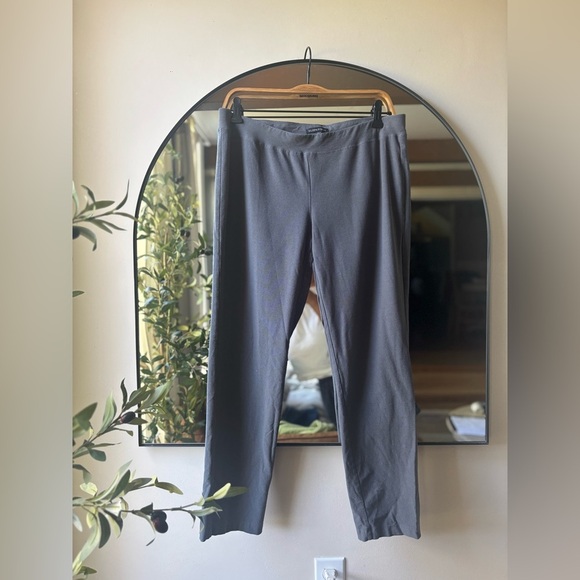 EILEEN FISCHER | washable stretch crepe pant | size medium - Picture 2 of 4